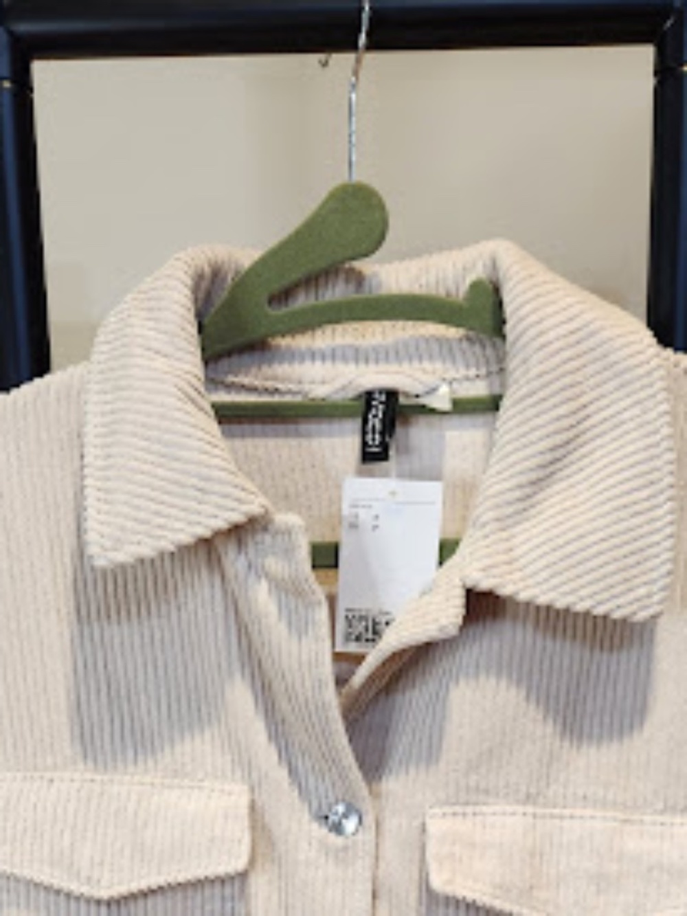 H & M Corduroy beige button-up, Women’s S, NWT
